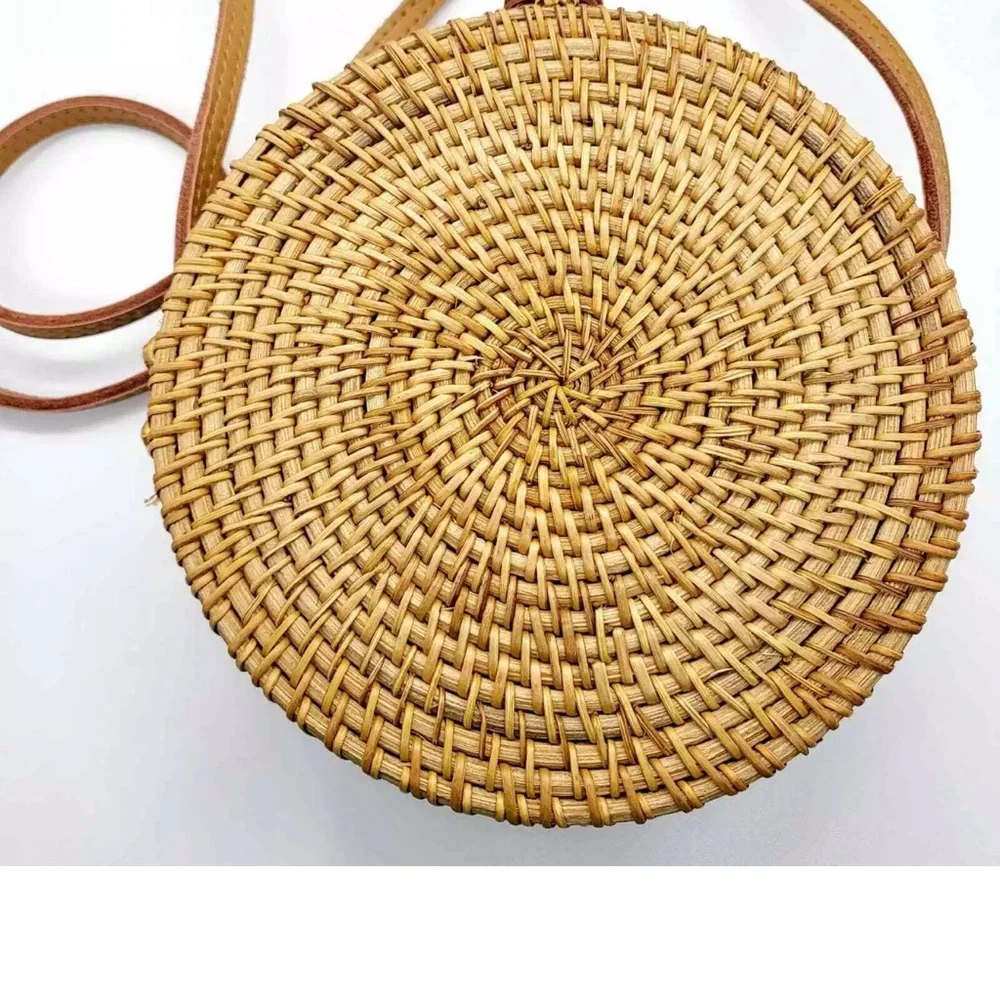 Urban Outfitters Rattan Circle Straw Crossbody Bag - Picture 3 of 12